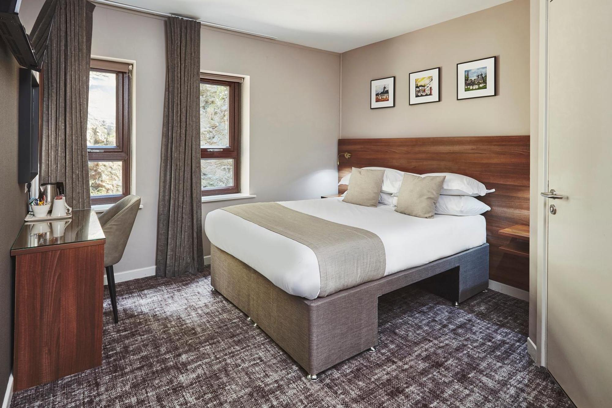 The Ranald Hotel 오반 외부 사진